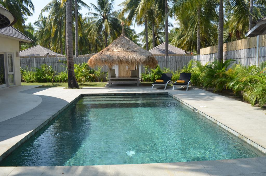 Sunset Palms Resort Gili Trawangan Kamer foto